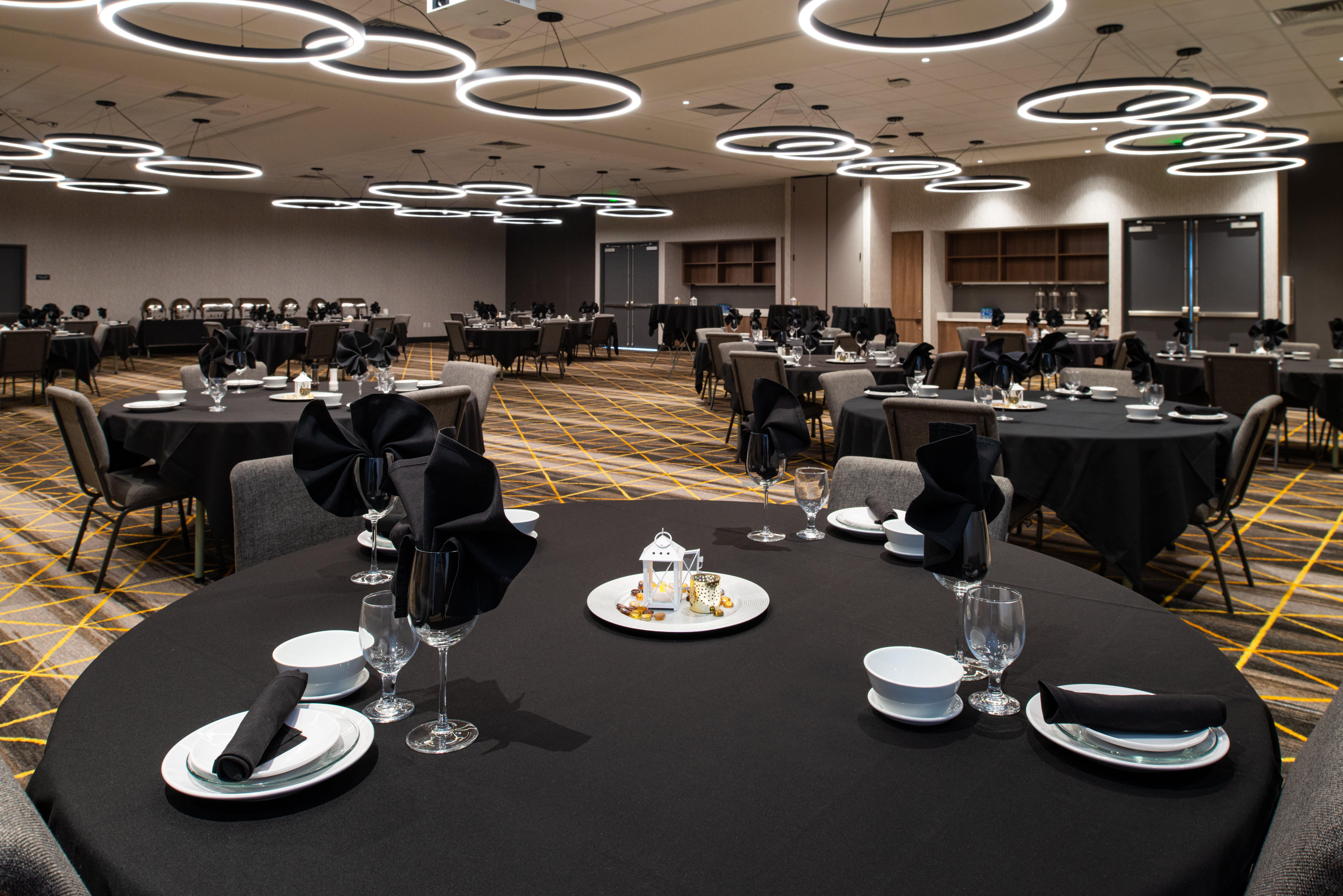 Holiday Inn & Suites - Idaho Falls By Ihg Buitenkant foto