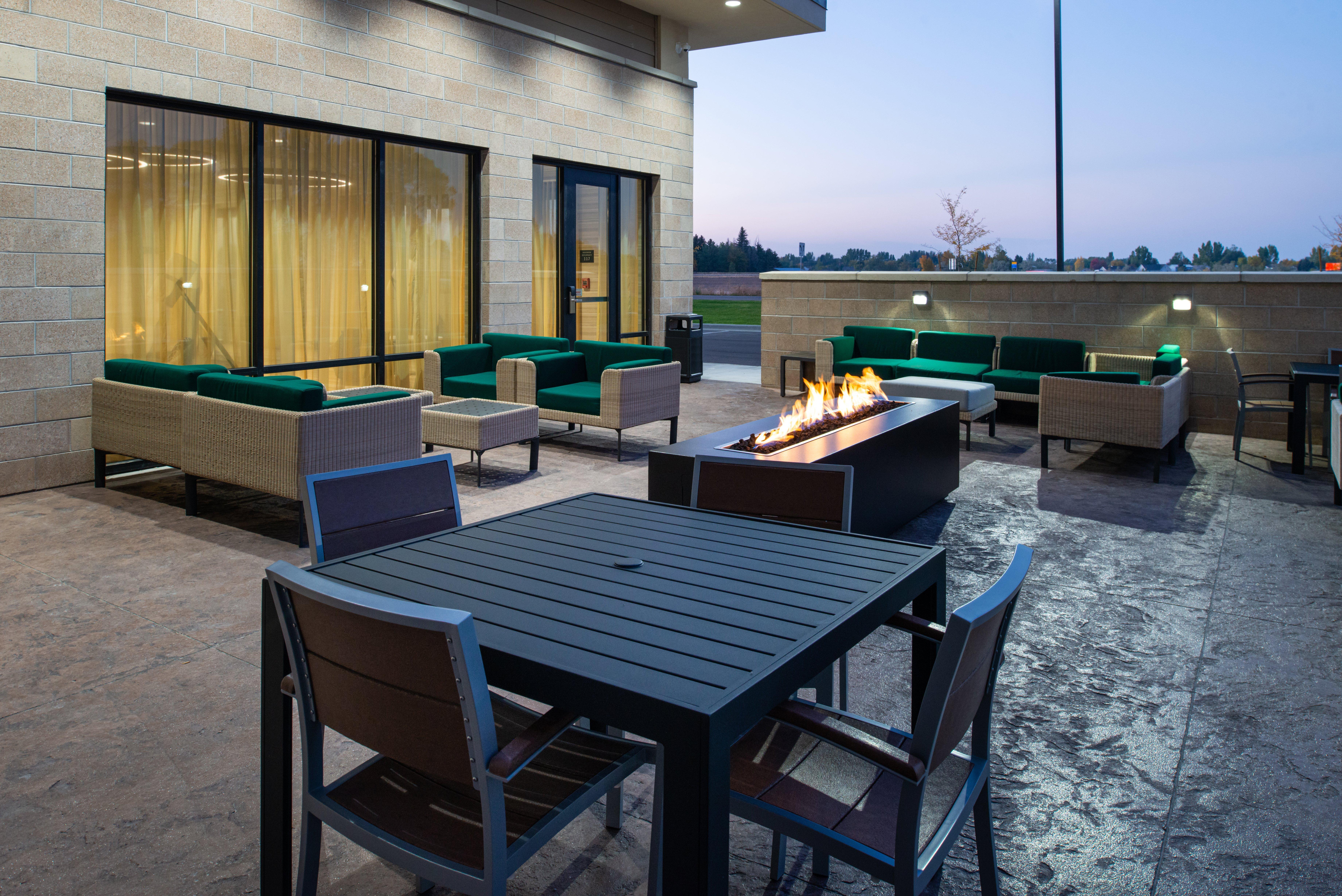 Holiday Inn & Suites - Idaho Falls By Ihg Buitenkant foto